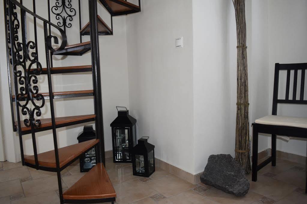 Hemera Holiday Home Villa On Santorini Akrotiri  Exterior photo