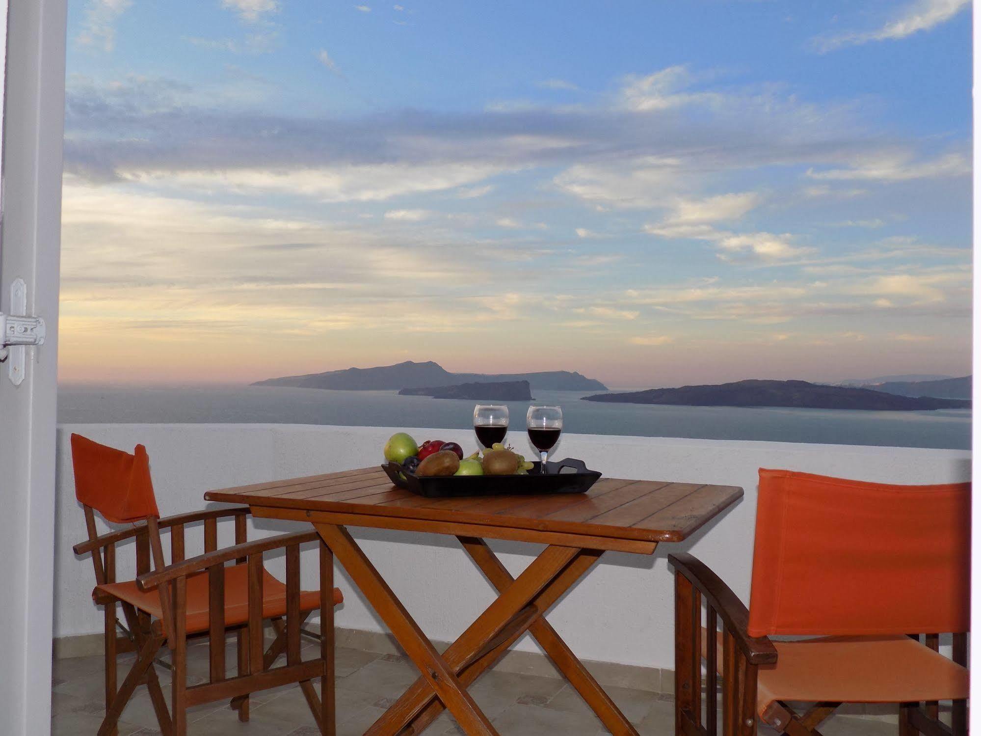 Hemera Holiday Home Villa On Santorini Akrotiri  Exterior photo