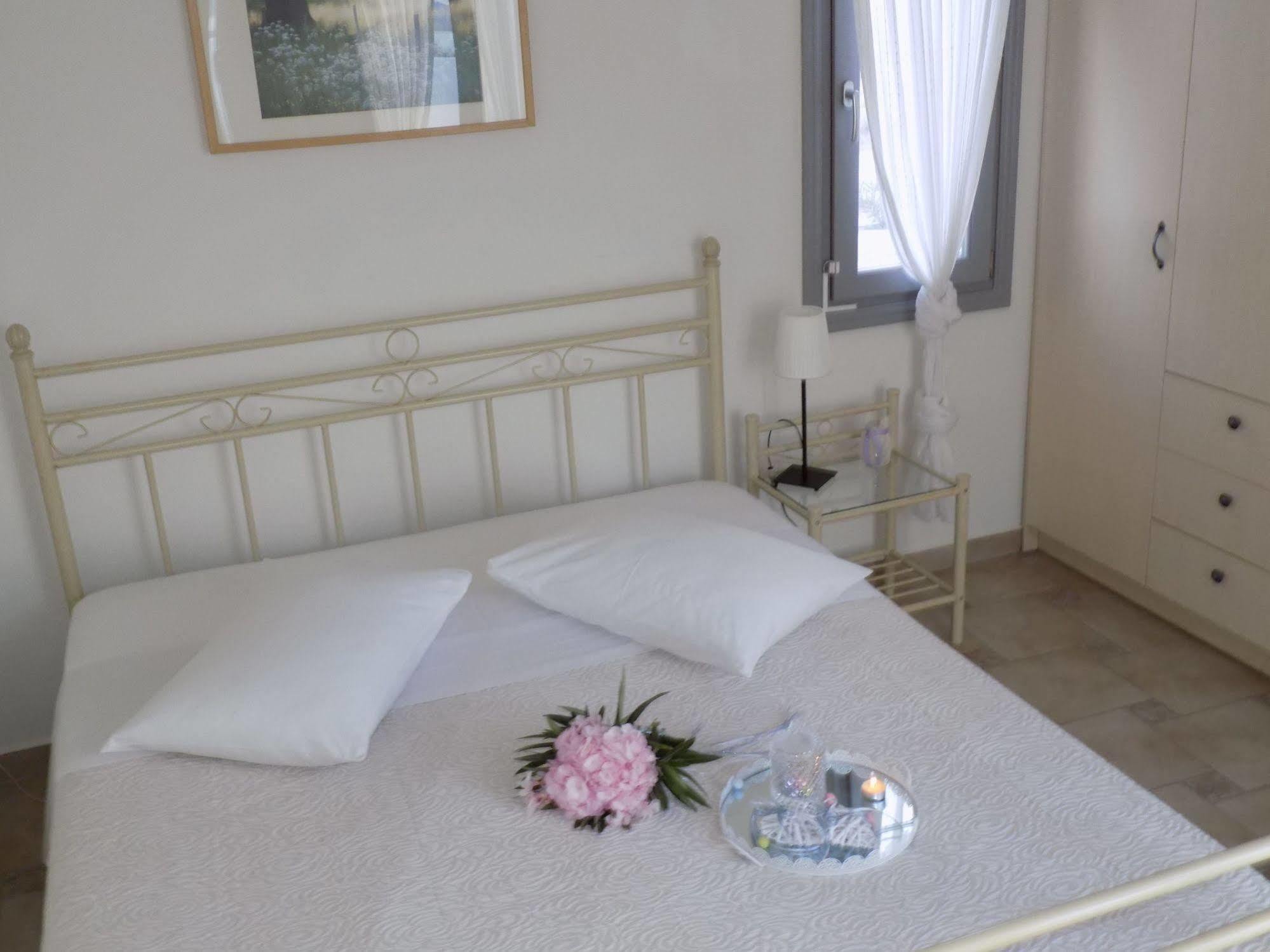 Hemera Holiday Home Villa On Santorini Akrotiri  Exterior photo